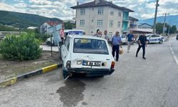 Karabük'te 2 otomobilin çarpıştığı kazada 4 kişi yaralandı