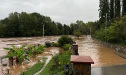 7 KÖY YOLU ULAŞIMA KAPANDI