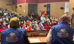 Çorum'da "Gençlik Politika Belgesi Vizyon Çalıştayı" yapıldı