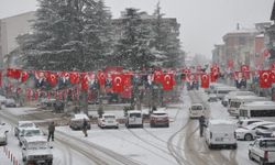 Gümüşhacıköy’de kar yağışı etkili oldu