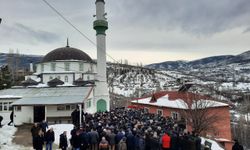 Trafik kazası sonrası tedavi gördüğü hastanede yaşamını yitiren Urtaç toprağa verildi