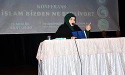 Yazar Emine Şenlikoğlu, Vezirköprü ilçesinde konferans verdi