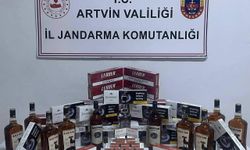 Artvin'de gümrük kaçağı sigara ve içki ele geçirildi