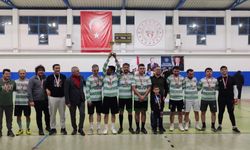 Cide'de düzenlenen futsal turnuvası sona erdi