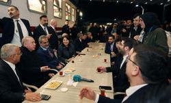 Cumhurbaşkanı Erdoğan, Ordu'da vatandaşlarla sohbet etti, çay içti