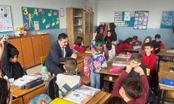 Kastamonu'da Kaymakam, öğrencinin mektupla ilettiği kitap okuma davetini kırmadı