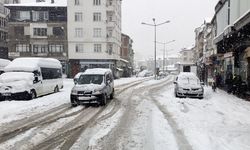 Sinop'ta kar etkili olmaya devam ediyor