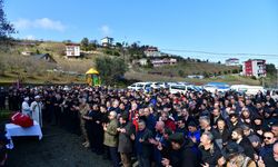 Trabzon'da Kıbrıs gazisi Akşan son yolculuğuna uğurlandı