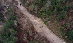 Kastamonu'da karların erimesinin ardından köy yolu çöktü