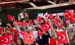 Buse Bilim Koleji öğrencileri 23 Nisan'ı kutladı
