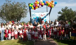 İzmir Güzelbahçe'de 23 Nisan coşkusu
