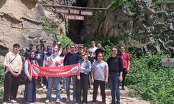 Artvin'e gelen Erasmus öğrencileri Cehennem Deresi Kanyonu'nu gezdi