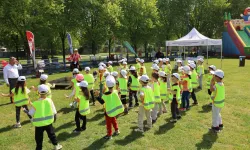 Bursa Uluslararası Spor Festivali’nde çocuklar doyasıya eğlendi