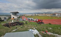 Çorum’da atletizm sahasına düşen otomobildeki 3 kişi yaralandı