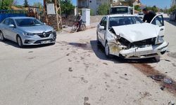 Çorum'da iki otomobilin çarpıştığı kazada 7 kişi yaralandı