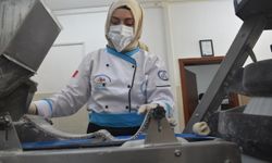 Gümüşhane'de lise öğrencileri günlük 2 bin ekmek üretiyor