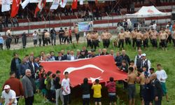 Havza Kırkpınar Yağlı Güreşleri'nde başpehlivan Yusuf Can Zeybek oldu