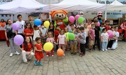 LÖSEV'in "İyilik Tırı" Trabzon'a geldi