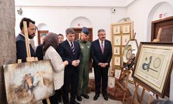 Merzifon Halk Eğitim Merkezinin yıl sonu sergisi açıldı