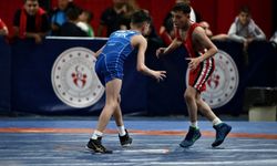 Okul Sporları Küçük Erkekler Türkiye Güreş Şampiyonası, Düzce'de başladı