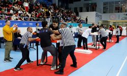 Samsun'da Bilek Güreşi Gençler A Türkiye Birinciliği müsabakaları başladı