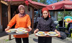 Samsun'da eğitimci anneler mutfakta yarıştı