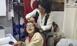 Serebral palsili Zeynep Ada annesinin sevgisi ve ilgisiyle yaşama tutundu