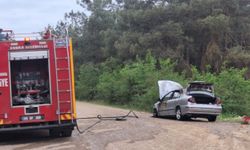 Tokat'ta çıkan yangında otomobil kullanılamaz hale geldi