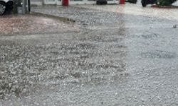 Tokat'ta dolu ve sağanak etkili oldu