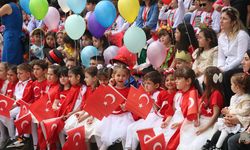 Trabzon'da "Ellerim Küçük Hayallerim Büyük Çocuk Bienali Şenliği" düzenlendi