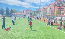 Türkeli'de Çocuk Oyun Şenliği düzenlendi