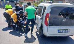 KAVŞAKTA MOTOSİKLET KAZASI