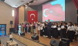 ÖĞRENCİLERİN ALKIŞLANAN PERFORMANSI