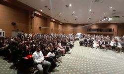 MEZUNİYET COŞKUSUNU ANADOLU OTEL'DE YAŞADILAR