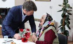 Amasya Valisi Bakan’dan şehit ailesi ve huzurevindeki yaşlılara bayram ziyareti