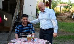 Başkan Kul'dan engelli vatandaşa doğum günü sürprizi