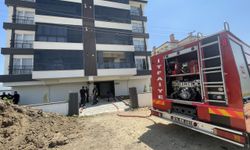 Bolu'da komşusunun evinde çıkan yangını söndüren kadın dumandan etkilendi