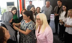 Bornova'da yeni üyeler CHP rozetlerine kavuştu