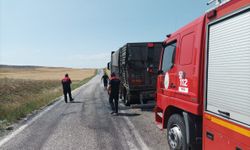 Çorum'da tırın arka lastiğinde çıkan yangın söndürüldü