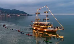 Karadeniz kanolarla renklendi
