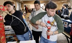 Karadeniz Teknik Üniversitesi öğrencileri 12 yılda 8 hidrojenli araç üretti