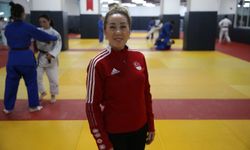 Olimpiyatlarda tarihe geçen Hülya Şenyurt, yeni judocular yetiştiriyor