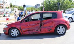 Ordu'da motosiklet ile otomobilin çarpıştığı kazada 2 kişi yaralandı