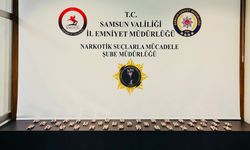 Samsun'da uyuşturucu operasyonunda 2 bin 300 sentetik ecza ele geçirildi