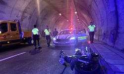Sinop'ta "dur" ihtarına uymayan motosikletin çarptığı polis yaralandı