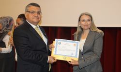 Sinop'ta eğitim çalışanlarına başarı belgesi verildi