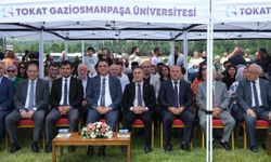 TOGÜ'de üretilen aşılı asma fidanları üreticilere dağıtıldı