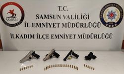 Üzerlerinde ve ikametlerinde ruhsatsız silah bulunan 2 zanlı yakalandı