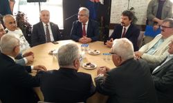 İLÇE PROTOKOLÜ ÖĞRETMENEVİNDE BAYRAMLAŞTI