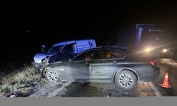 Çorum'da zincirleme trafik kazasında 3 kişi yaralandı